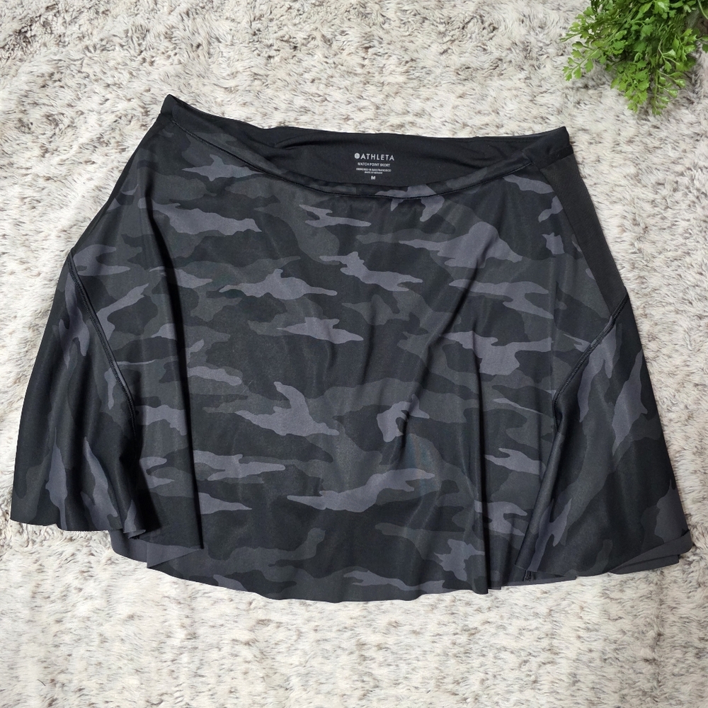 Athleta Match Point Black Camo Skort - Size Medium